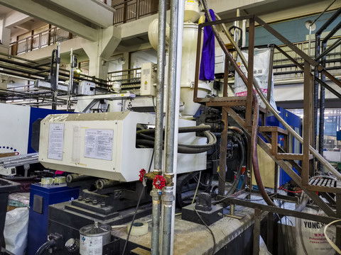 制造業(yè)工廠注塑車間注塑機加工圖片素材下載 各行各業(yè)素材下的制造業(yè)圖片素材